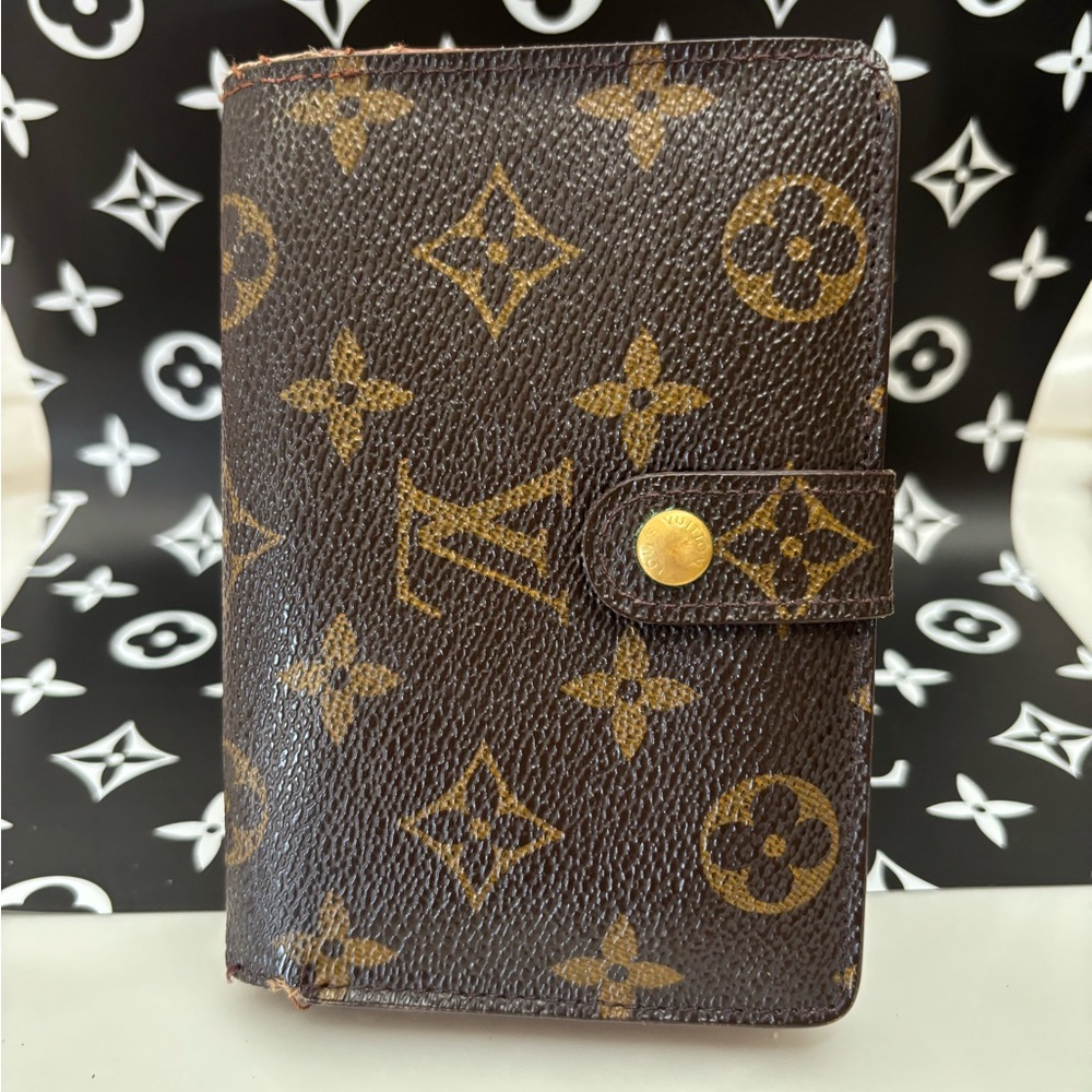 🤎🤎Louis Vuitton Kisslock Monogram Wallet🤎🤎